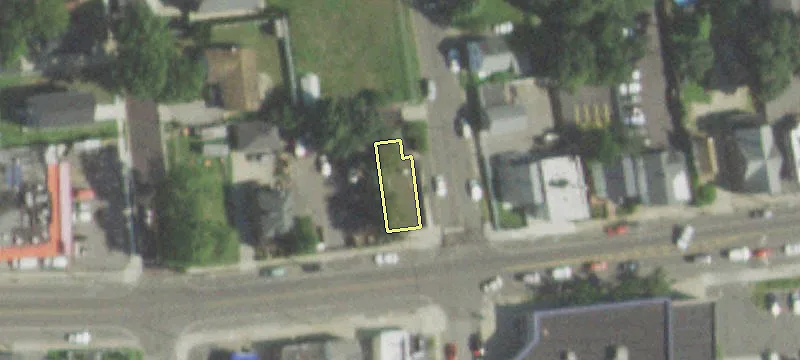 993 Frnt St