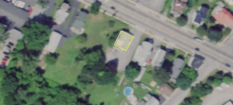 527 Coffeen St
