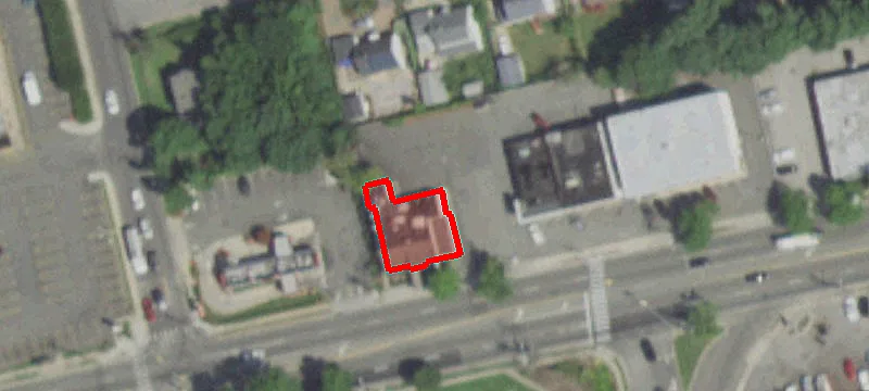 649 Old Country Rd