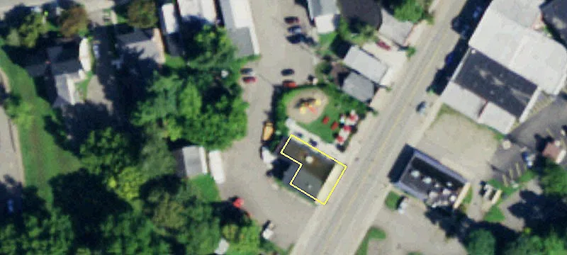 37 Main St