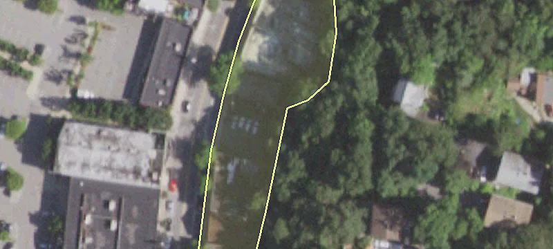 135 Main St