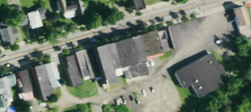 129 Main St