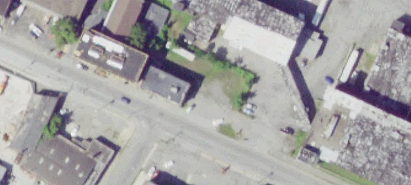 851 Broad St