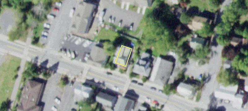 128 Main St