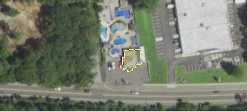 543 Middle Country Rd