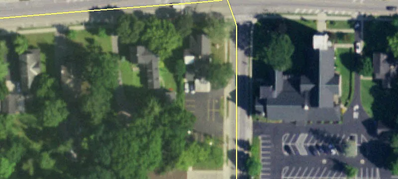 323 Main St