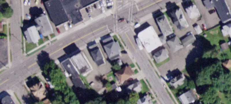 1910 Main St