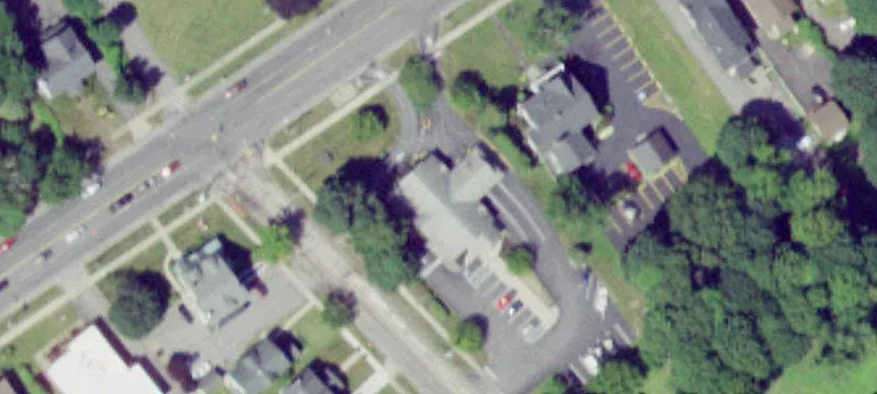 2711 Genesee St