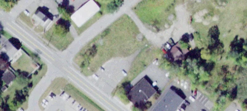 28 Scotchtown Ave