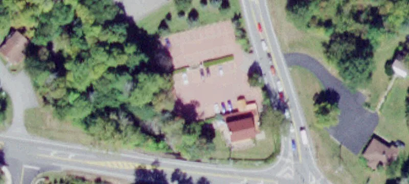 557 Main St
