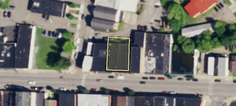 44 Main St