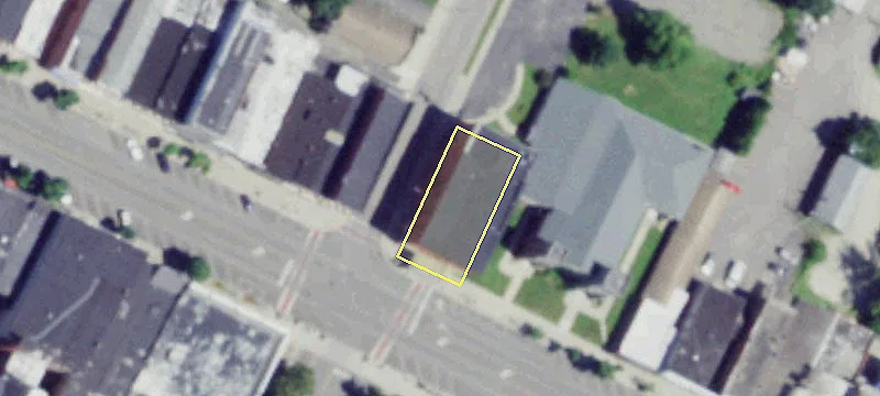 138 Main St