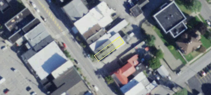 136 Main St