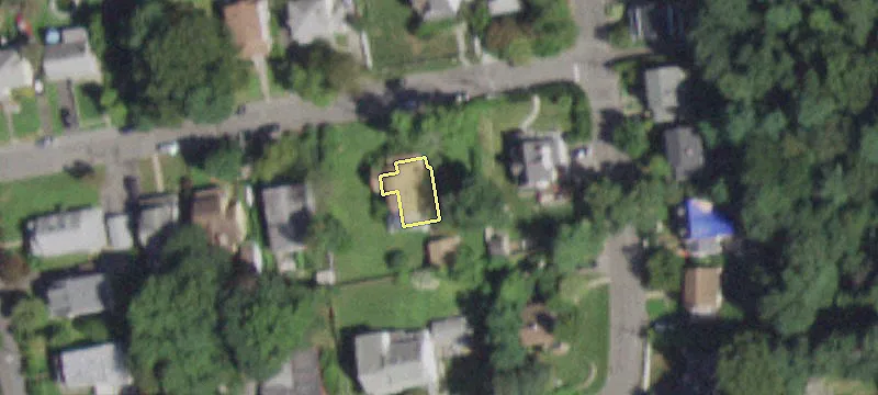 11 Lyman Pl