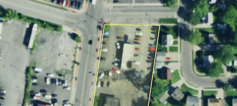 607 Main St