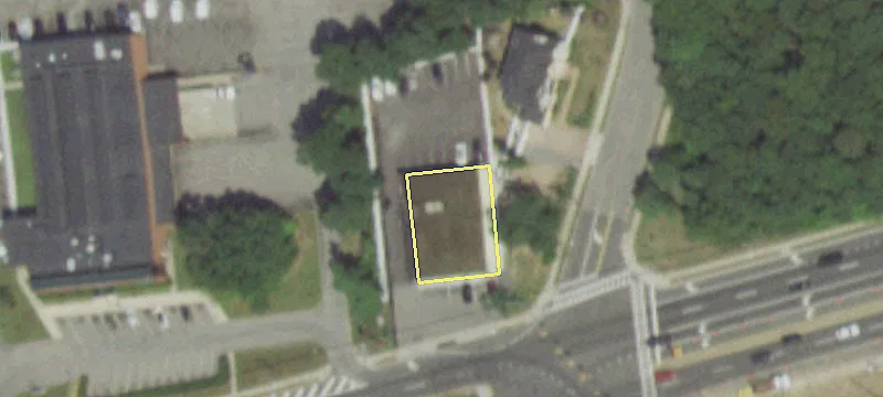 118 Suffolk Ave