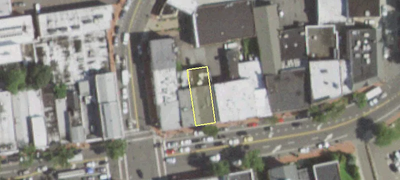 255 Main St
