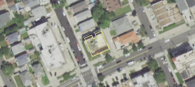 12416 Rockaway Bch Blvd