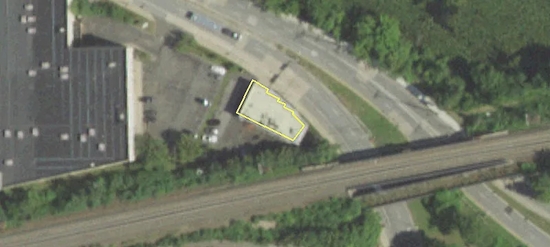 50 Merrick Rd