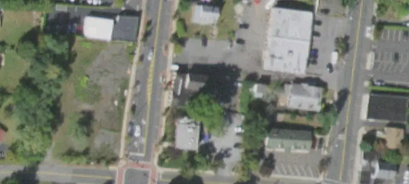 98 Main St