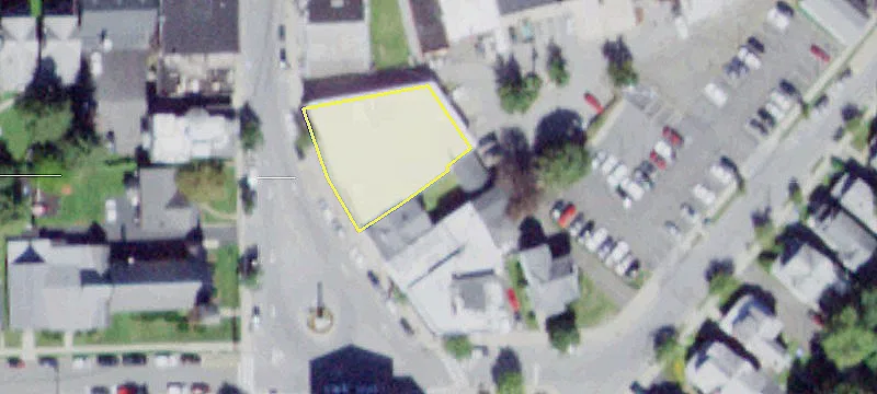 10 Scofield St
