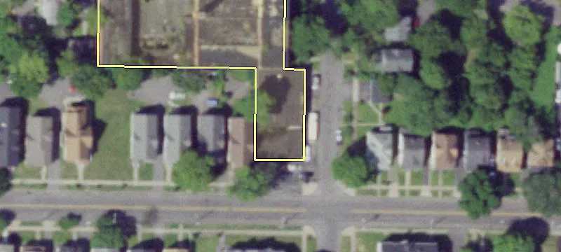 1425 Fayette E Maple St