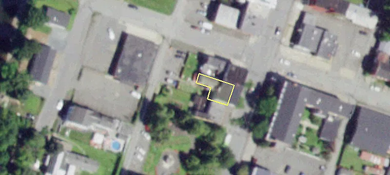 595 2nd Ave