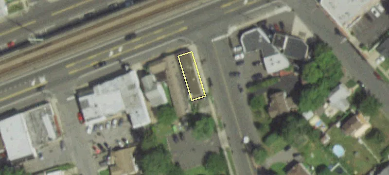 83 Hoffman Ave