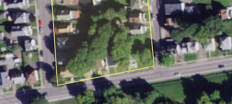 195 Floral Ave