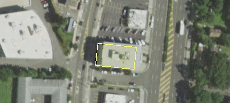 20 Broadhollow Rd