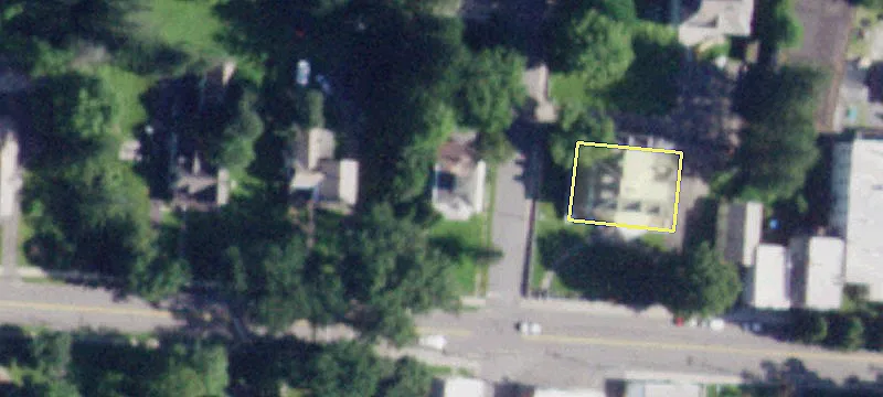 18 Main St