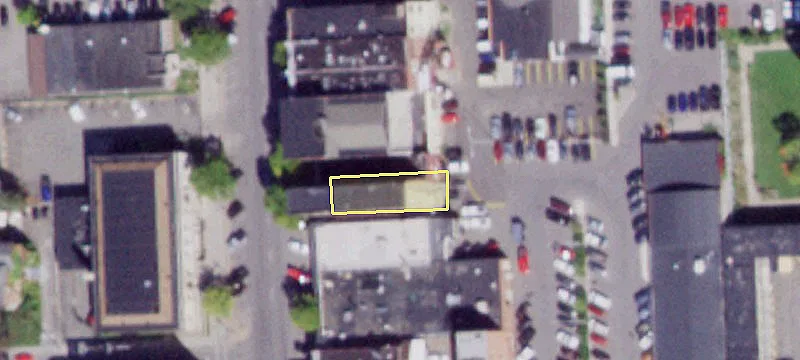 87 Main St
