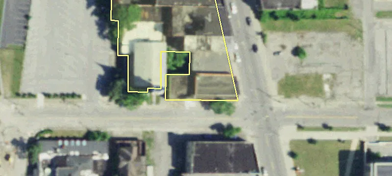 2002 Main St