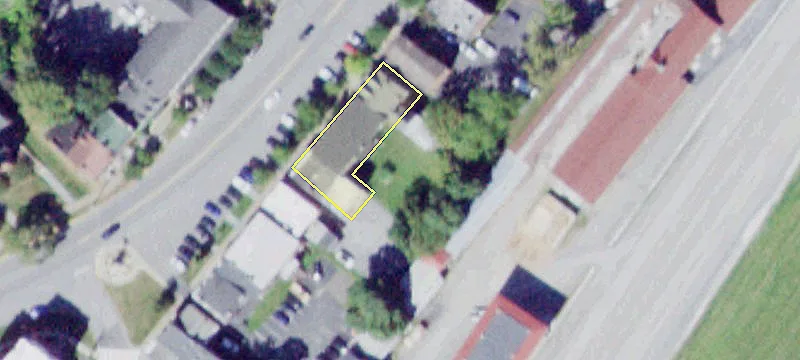180 Main St