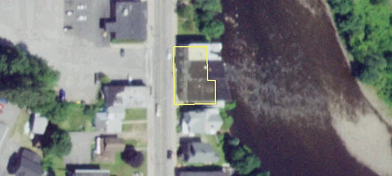 38 Main St