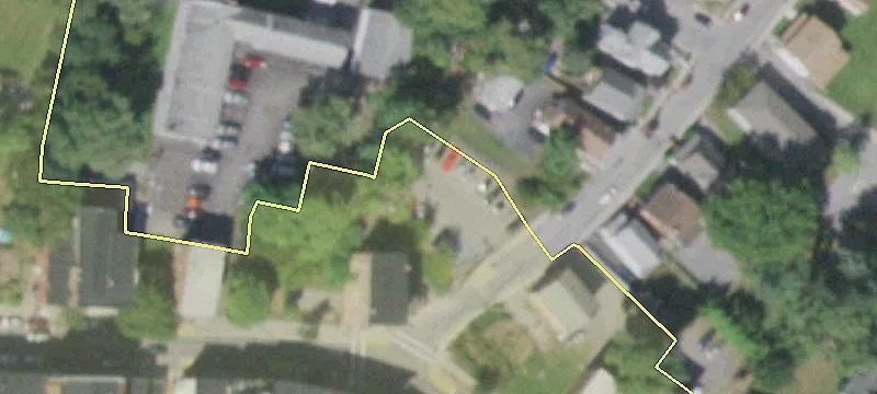 7 Cross St