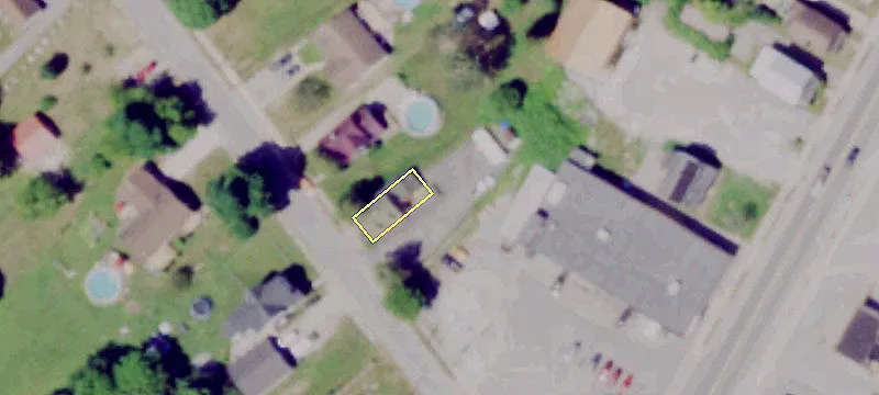 24 Mckean St
