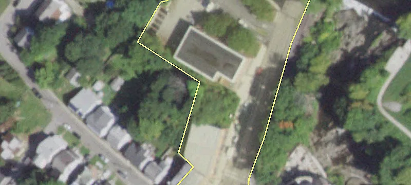536 Main St
