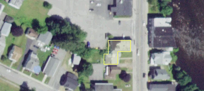 51 Main St