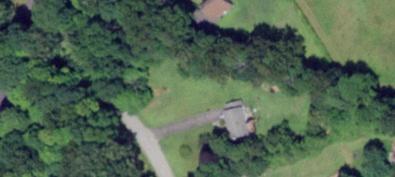 2 Charles Ln