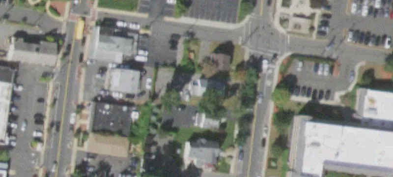 39 Maple Ave