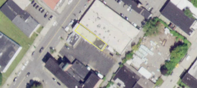 895 Broadway