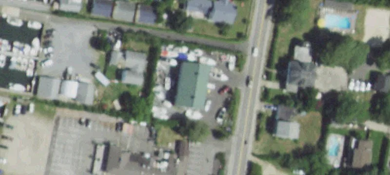 76 Foster Ave