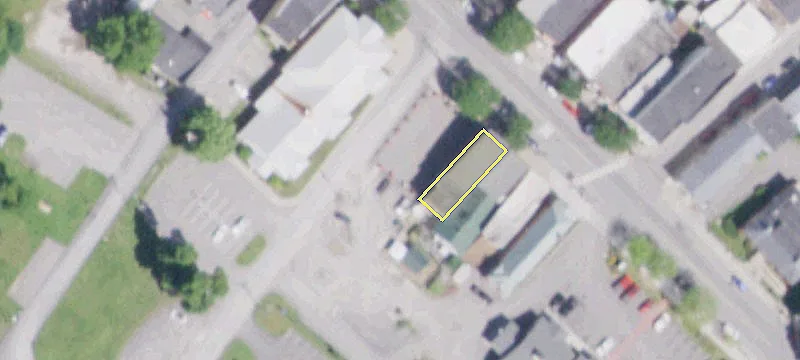 319 Main St