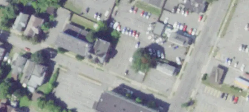 406 Aiken St