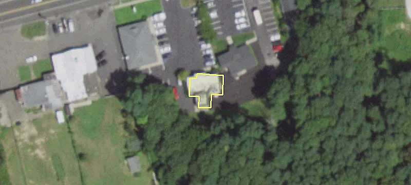 608 Middle Country Rd