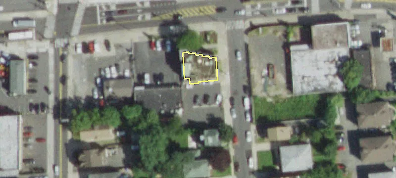 2040 Victory Blvd