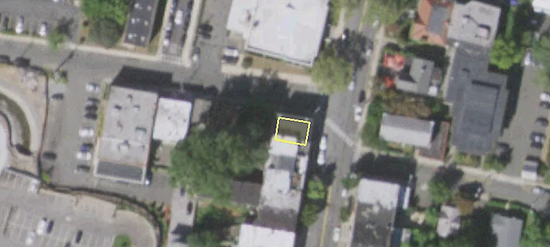 35 Hudson Ave