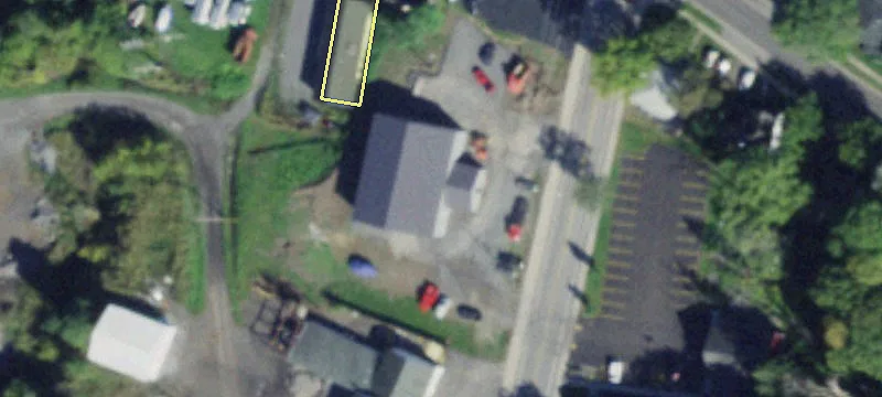 32 Commercial St