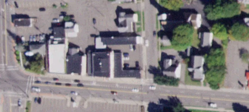 121 Main St